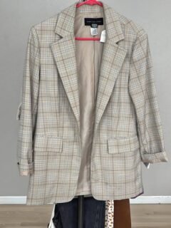 Women’s oversized suit jacket
